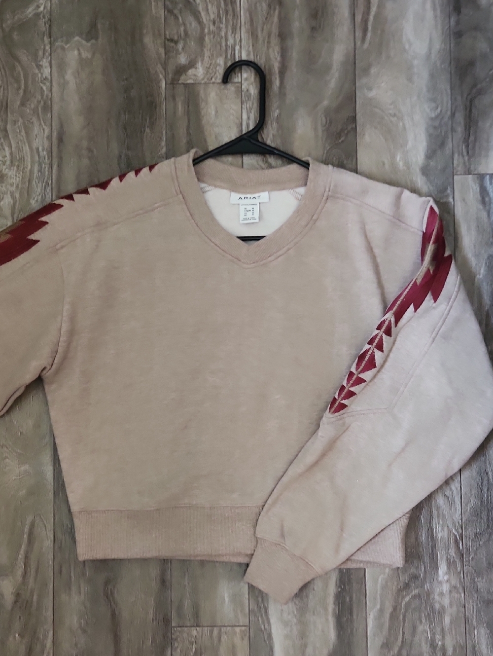 Ariat Beige Pullover with Red Geometric Sleeve Accents